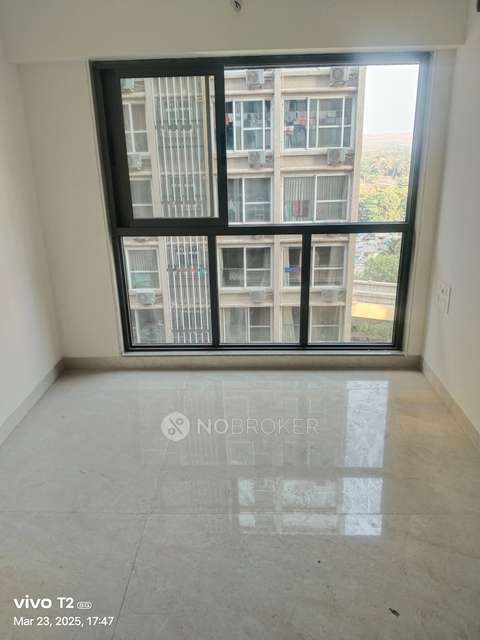 2 BHK Flat In Adeshwar 72 Parksyde For Sale  In Ghatkopar East