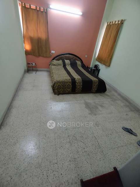 2 BHK Flat In Yak & Yeti Apartments,  For Sale  In Bund Garden Road