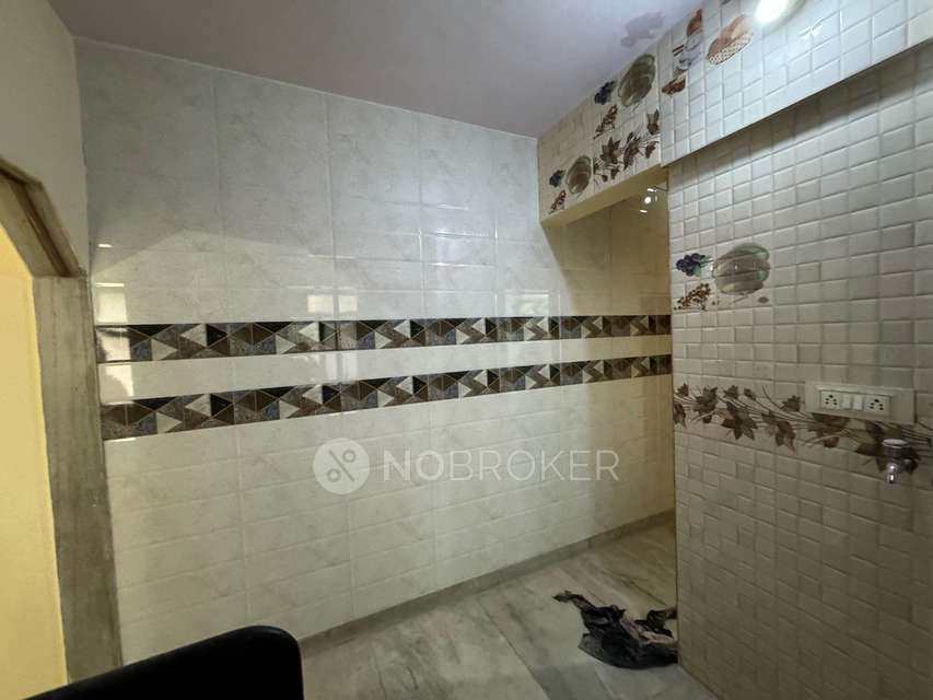 1 BHK Flat In Raj Palace Limited For Sale  In Raj Palace Apartments