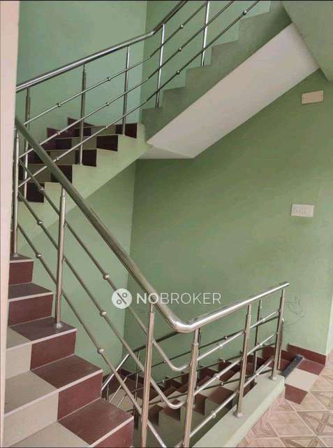 PG for Girls in Perubakkam