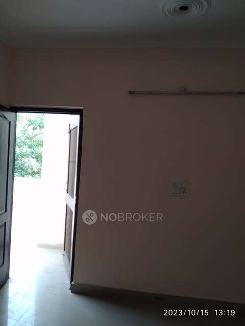 4+ BHK Flat For Sale  In Sector 23