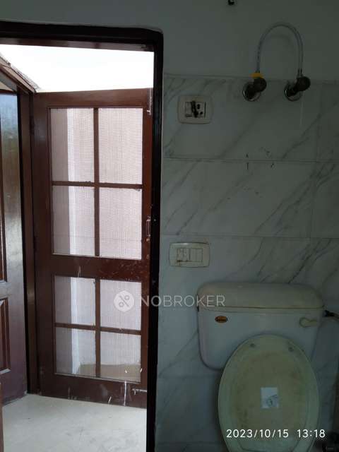 4+ BHK Flat For Sale  In Sector 23