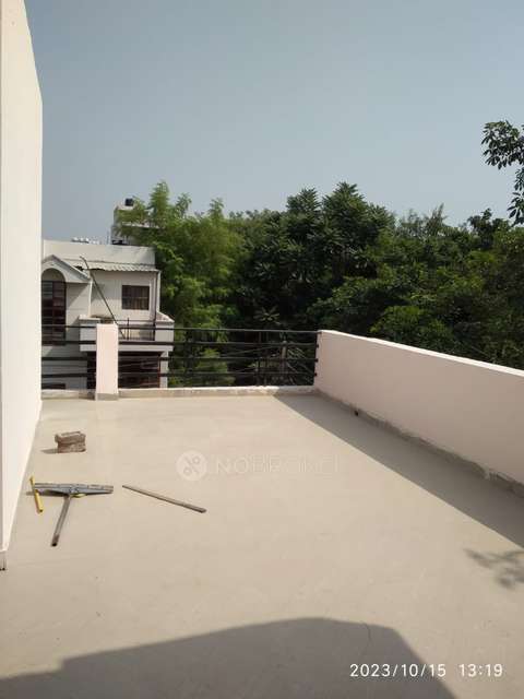 4+ BHK Flat For Sale  In Sector 23