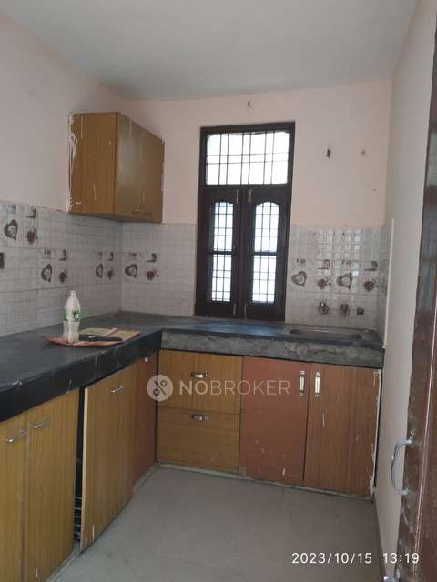 4+ BHK Flat For Sale  In Sector 23