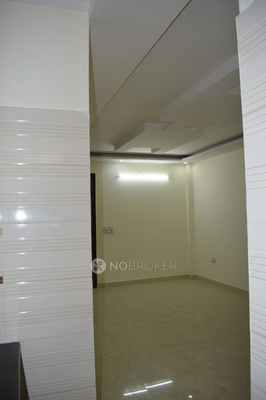 2 BHK Flat In Apartment  For Sale  In Hari Nagar