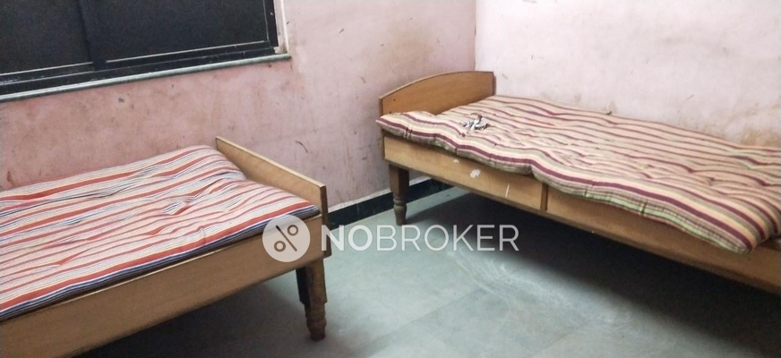 1 BHK Flat In Standalone Building  for Rent  In Kharadi