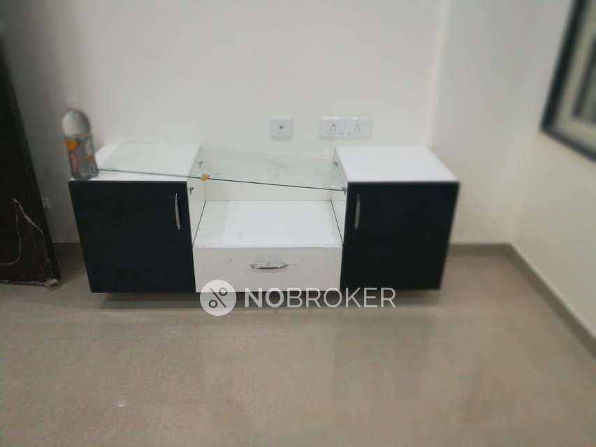 2 BHK Flat In Tanish Orchid  For Sale  In Charholi Budruk