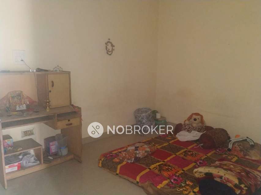2 BHK Flat for Rent  In Ramesh Nagar