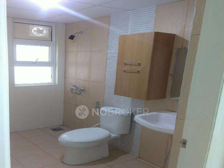 2 BHK Flat In Tvh Ouranya Bay, Kazhipattur For Sale  In Padur