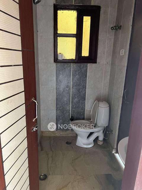 2 BHK House For Sale  In  Tilak Nagar