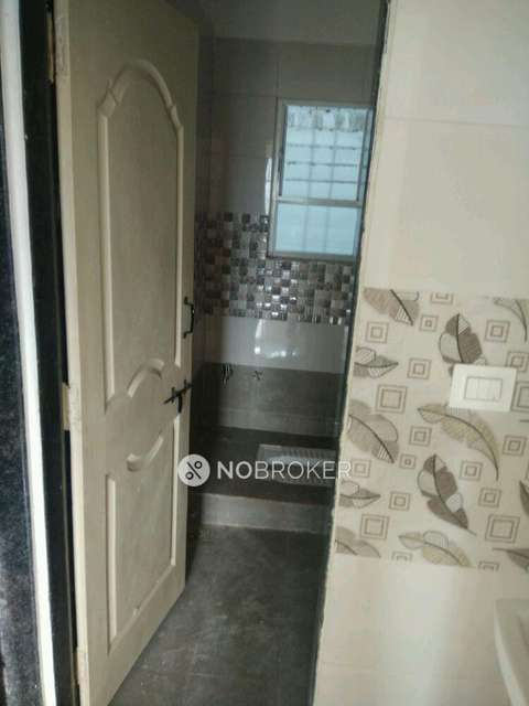 2 BHK Flat In Raja Angan Society For Sale  In Nair Colony