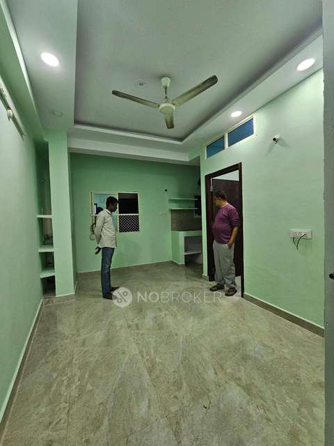 1 BHK Flat In Kausar House  for Rent  In Banjara Hills,