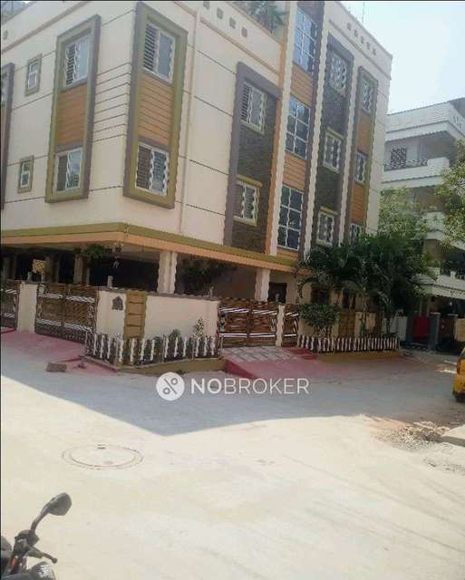 2 BHK House for Rent  In Serilingampally Municipal Office ( Lift Available )