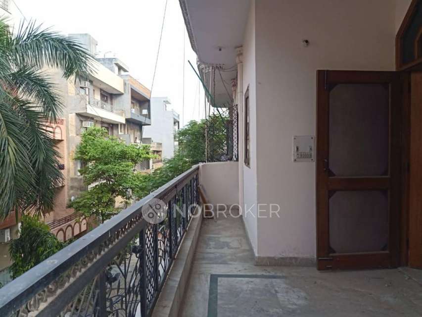 3 BHK Flat For Sale  In Adarsh Nagar,