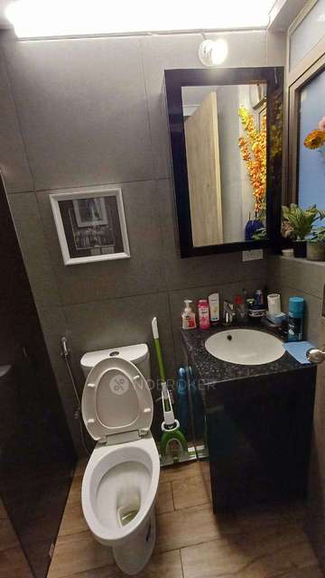 2 BHK Flat In Kalpataru Paramount C For Sale  In Kapurbawdi