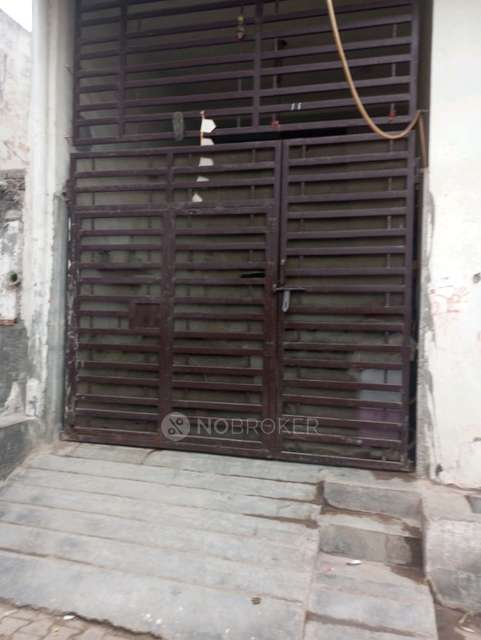 4+ BHK House For Sale  In 3850, Block G, Bharat Colony, Sector 87, Neharpar Faridabad, New Delhi, Faridabad, Haryana 121002, India