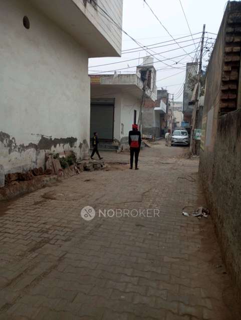 4+ BHK House For Sale  In 3850, Block G, Bharat Colony, Sector 87, Neharpar Faridabad, New Delhi, Faridabad, Haryana 121002, India