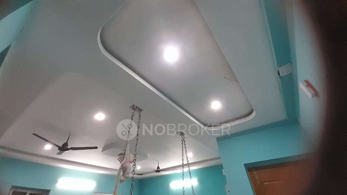 2 BHK Flat In Joint Venture  For Sale  In Pallikaranai