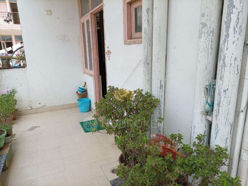 2 BHK Flat For Sale  In Kavi Nagar