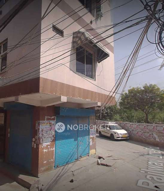 1 RK Flat for Rent  In Raj Nagar