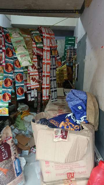 Shop in Lower Parel, Mumbai for sale 