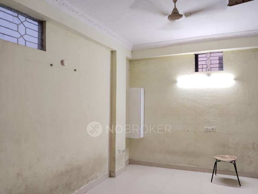 1 RK Flat for Rent  In Ram Nagar