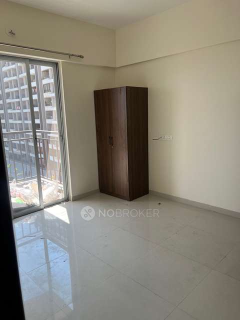 2 BHK Flat In Mantra Montana for Rent  In  Dhanori