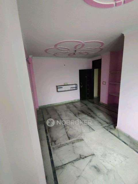 2 BHK Flat In . For Sale  In Mohan Garden