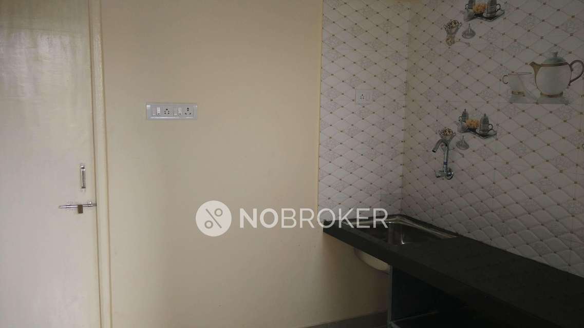 4+ BHK Flat In Laxmi Niwas For Sale  In Jayprakash Nagar