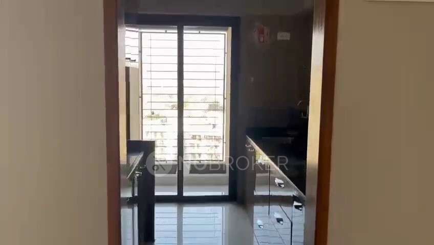 2 BHK Flat In Platinum Emporius, Mumbai For Sale  In Ulwe