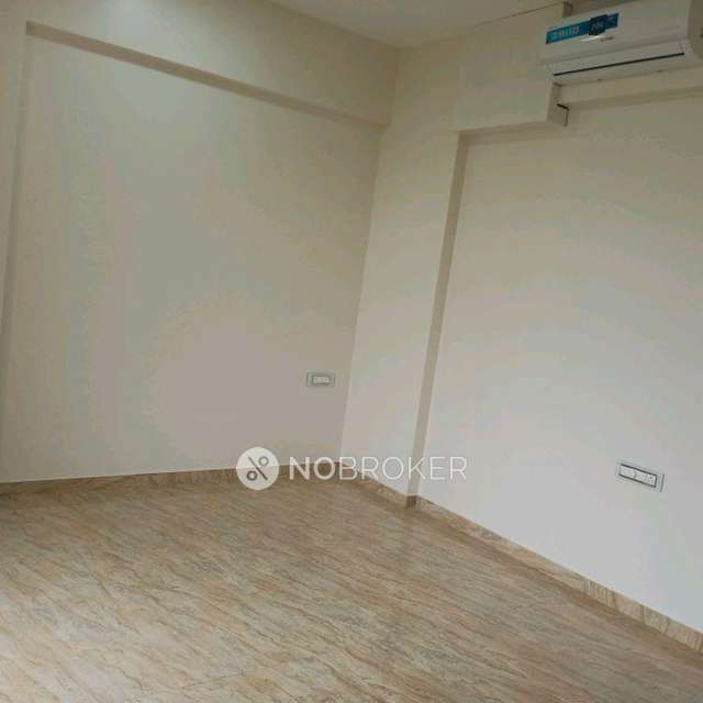 4 BHK Flat In Sabari Shobha For Sale  In Chembur