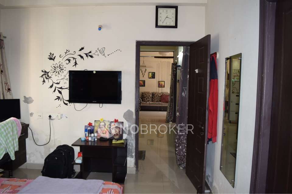 2 BHK Flat In Gruha Lakshmi Pride For Sale  In Chanda Nagar