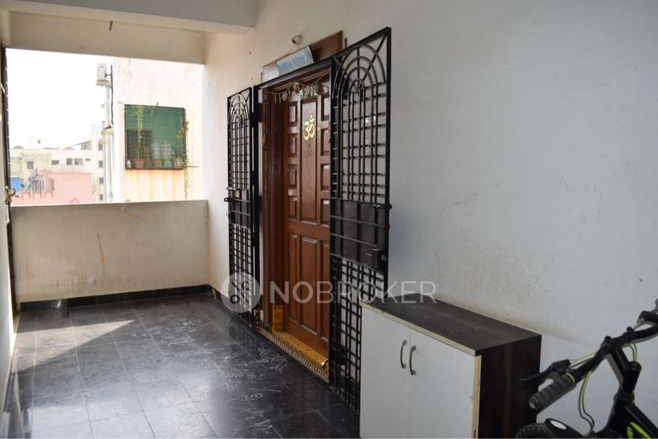 2 BHK Flat In Gruha Lakshmi Pride For Sale  In Chanda Nagar