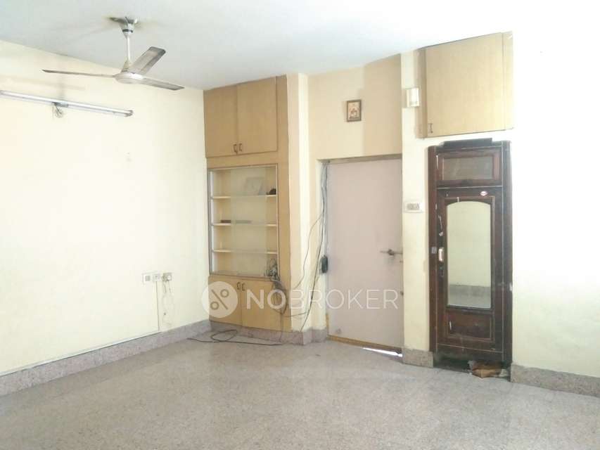 2 BHK Flat In Bhavani Mansion Apartments For Sale  In Tarnaka