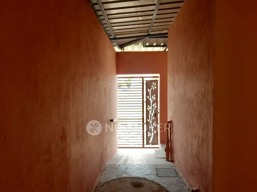 Godown/Warehouse in Ayanambakkam, Chennai for Rent 