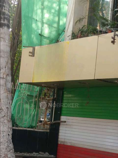 Shop in Mahim, Mumbai for sale 