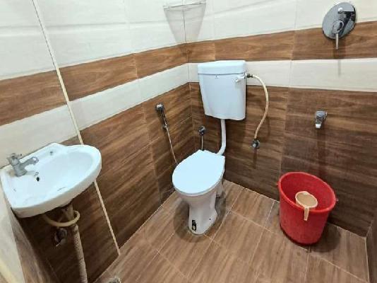 PG for Anyone in White Rose Layout