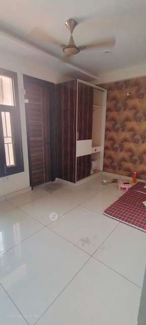 2 BHK Flat In Sri Laxmi Apartment For Sale  In Palam