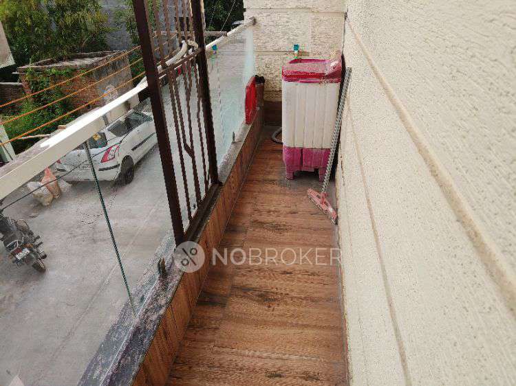 3 BHK Flat In Jai Govinda Apartment For Sale  In  Shyam Kunj