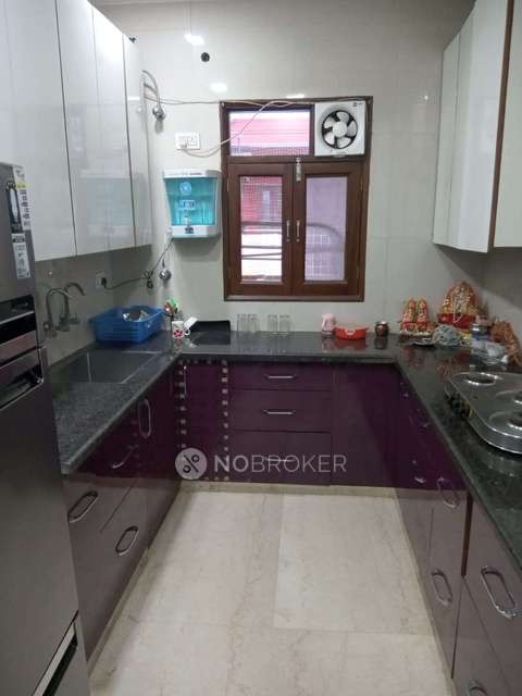 PG for Boys in Pitampura