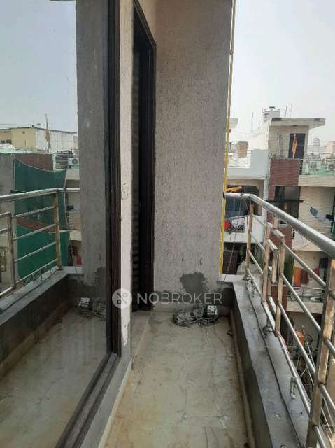 3 BHK Flat In Asha Park Society  For Sale  In Janakpuri