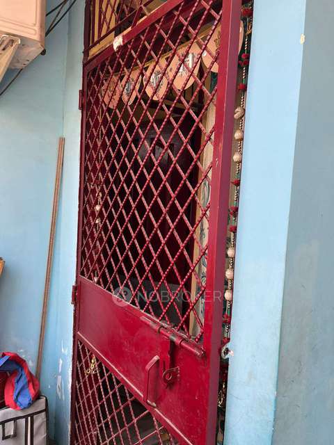 1 BHK Flat In Standalone Building  For Sale  In Anand Parbat 