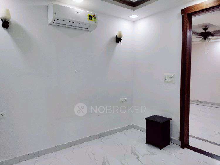 2 BHK Flat In Heritage Green Apartment For Sale  In Chhatarpur