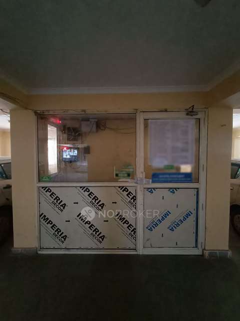 3 BHK Flat In Gayatri Apartment  For Sale  In Sadh Nagar Ii, Palam