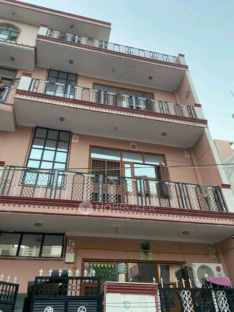 1 BHK House for Rent  In Alpha 1