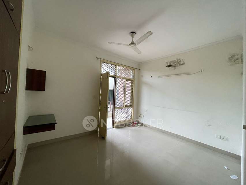 4 BHK House For Sale  In Rapid Metro Sector 55-56 Station