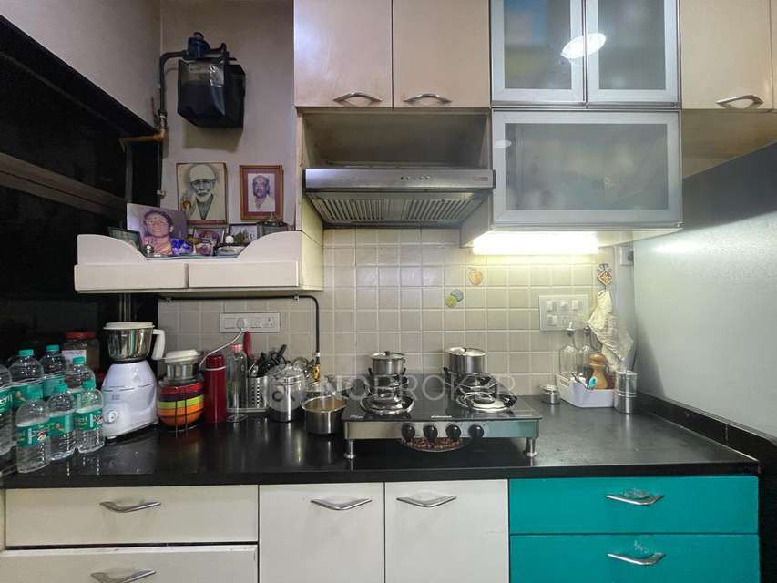 2 BHK Flat In Poseidon Apartment, Andheri West For Sale  In Andheri West