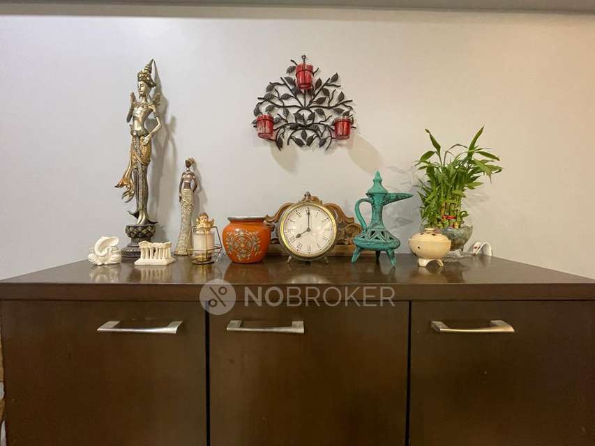 2 BHK Flat In Poseidon Apartment, Andheri West For Sale  In Andheri West