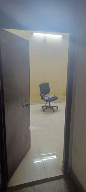 4+ BHK Flat For Sale  In Shalimar Bagh