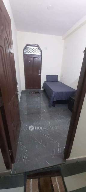 PG for Boys in Sector 58